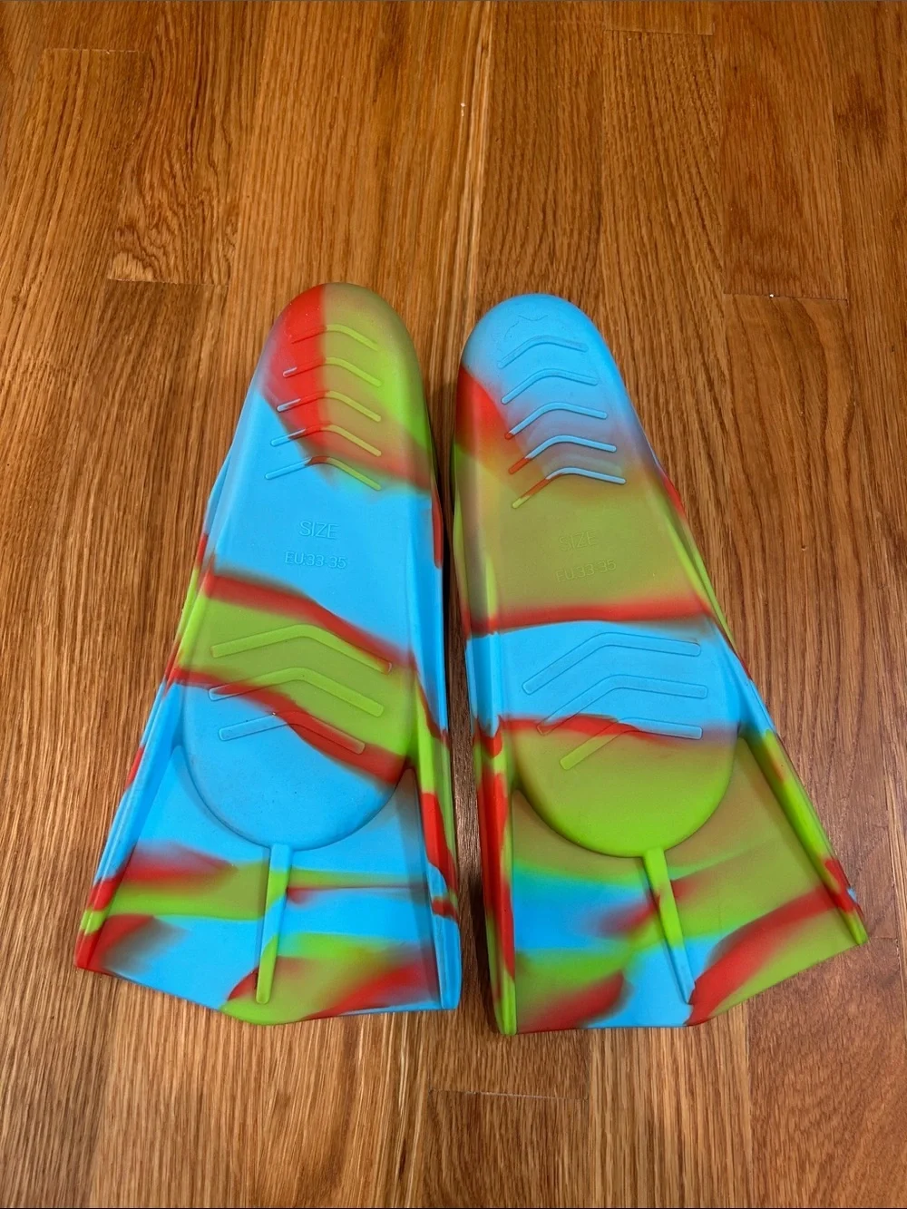 Kids Water Fins Blue, Green, Red flipper shoes boys size USA 1.5-2 flippers